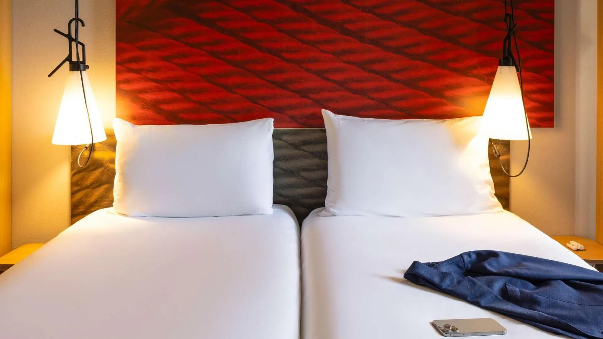 Ibis Rotterdam City Centre Hotel
